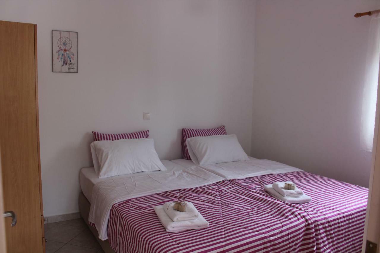 Aaron Studios Apartments Agia Fotia  Ngoại thất bức ảnh