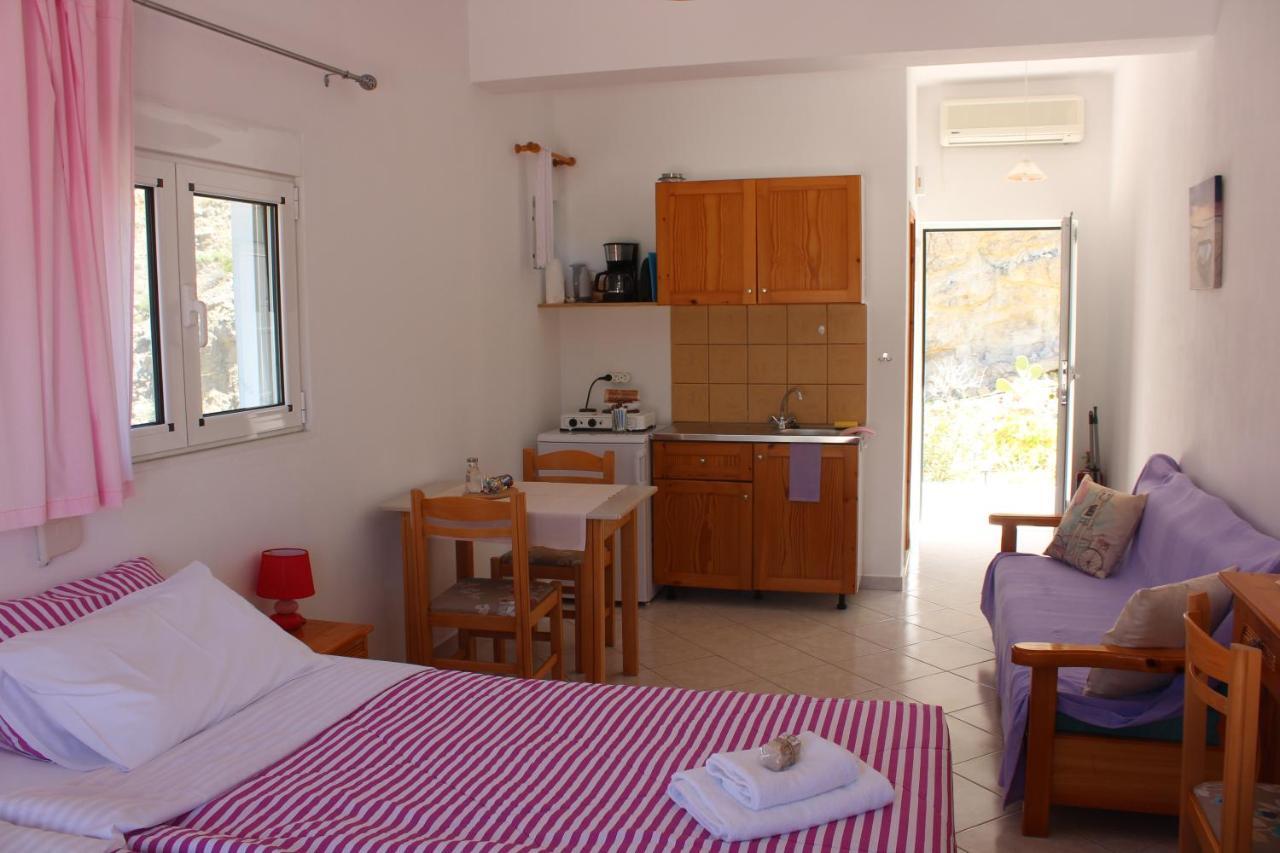 Aaron Studios Apartments Agia Fotia  Ngoại thất bức ảnh